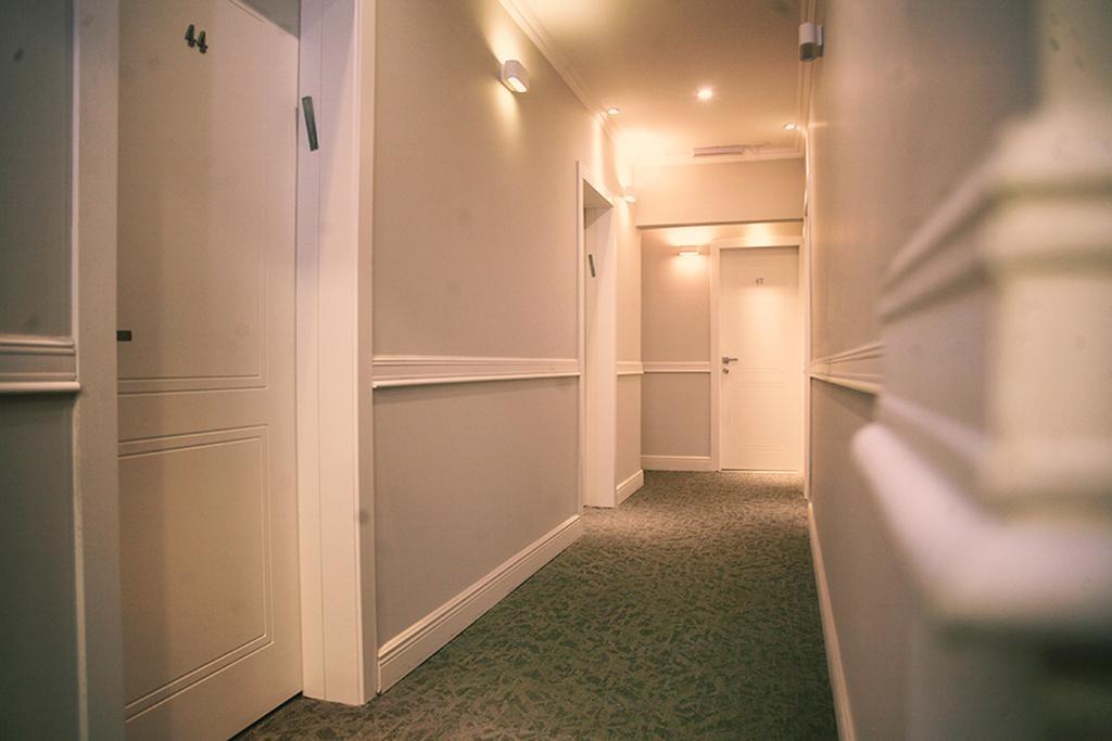 โฮเต็ล เลนิส Hotel เทลอาวีฟ ภายนอก รูปภาพ