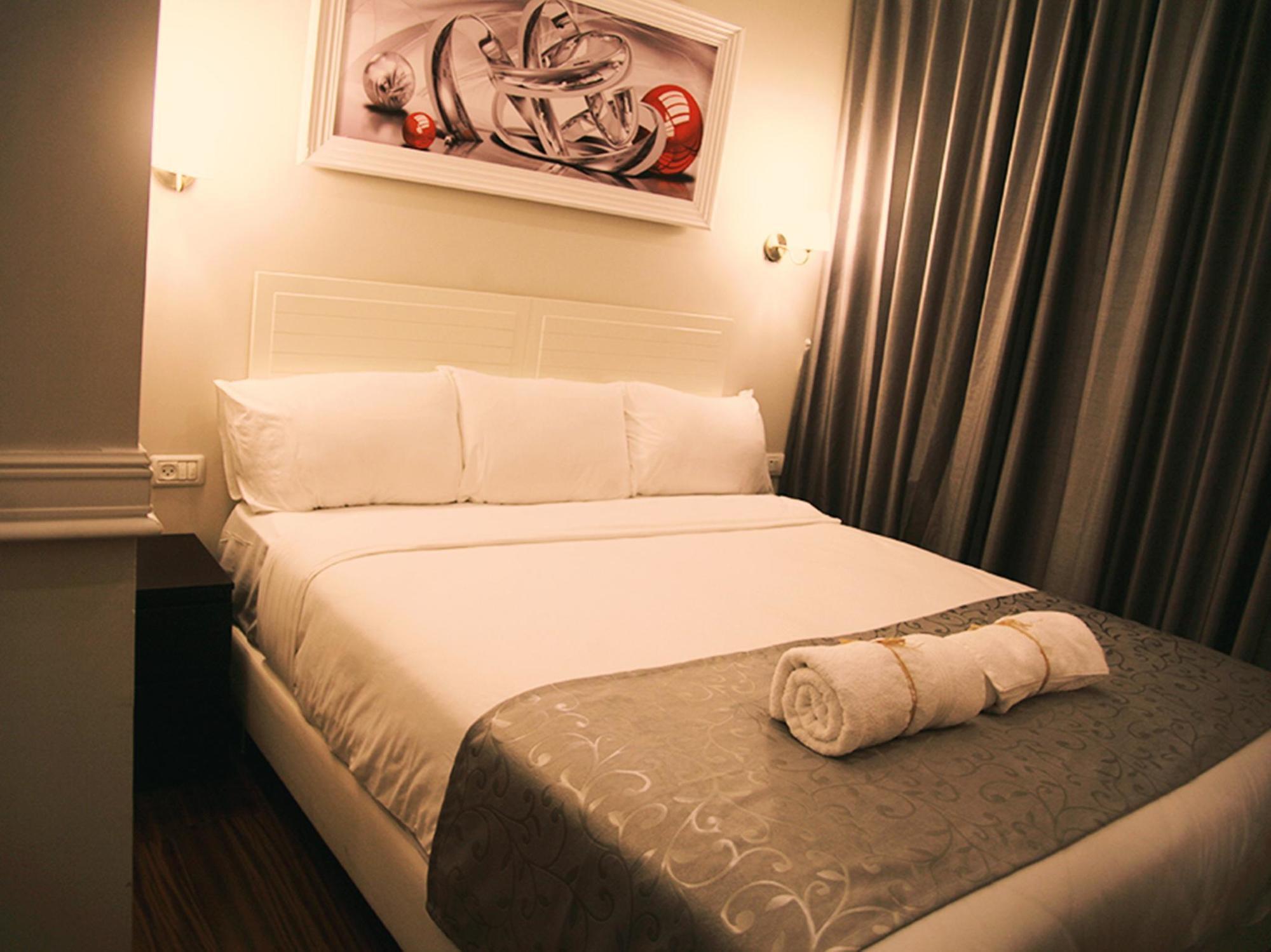 โฮเต็ล เลนิส Hotel เทลอาวีฟ ภายนอก รูปภาพ