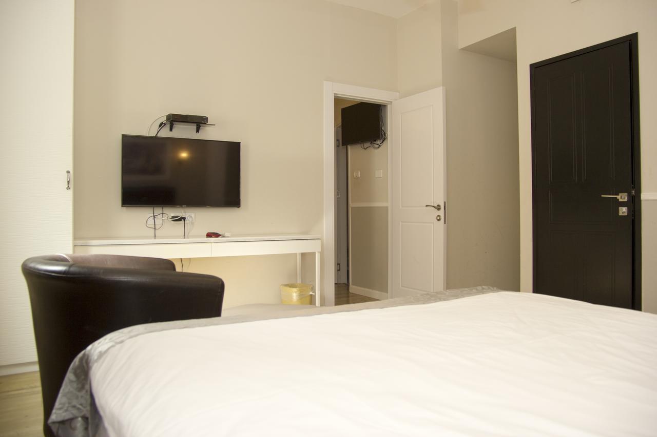 โฮเต็ล เลนิส Hotel เทลอาวีฟ ภายนอก รูปภาพ